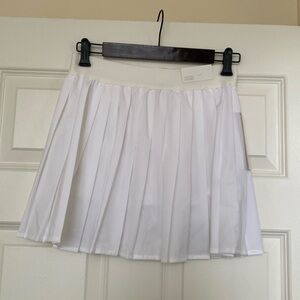 White tennis skirt, size medium
